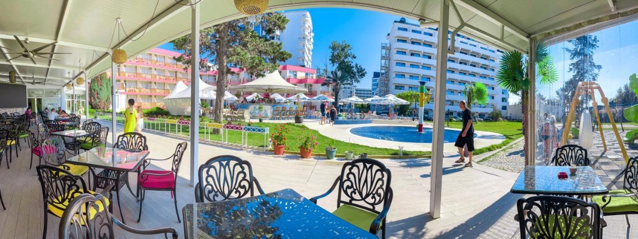Flamingo Beach Hotel 阳光海滩 外观 照片