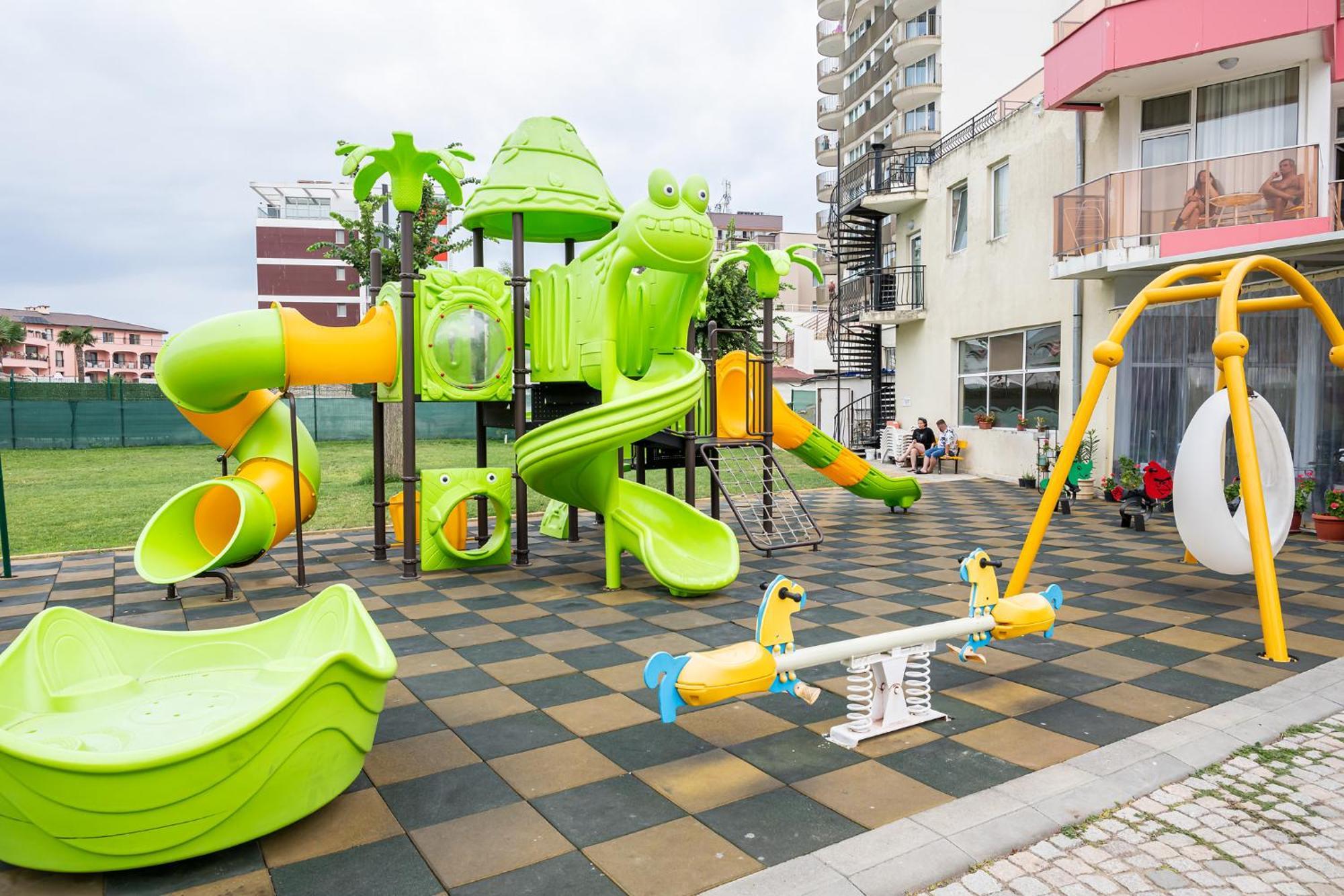 Flamingo Beach Hotel 阳光海滩 外观 照片